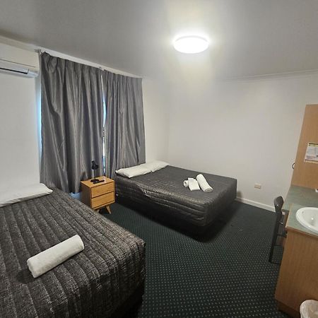 O'Shea'S Royal Hotel Goondiwindi Esterno foto
