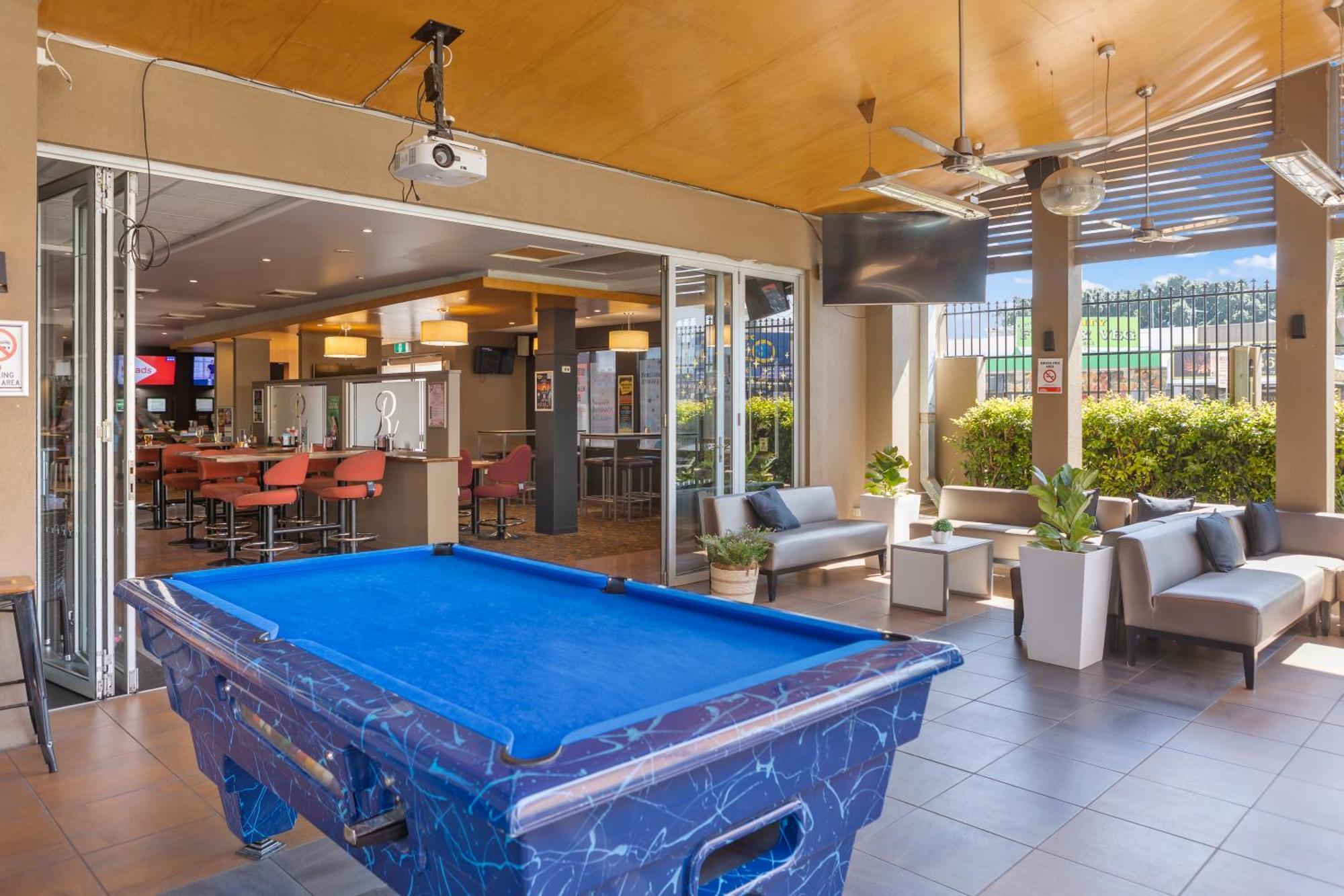 O'Shea'S Royal Hotel Goondiwindi Esterno foto