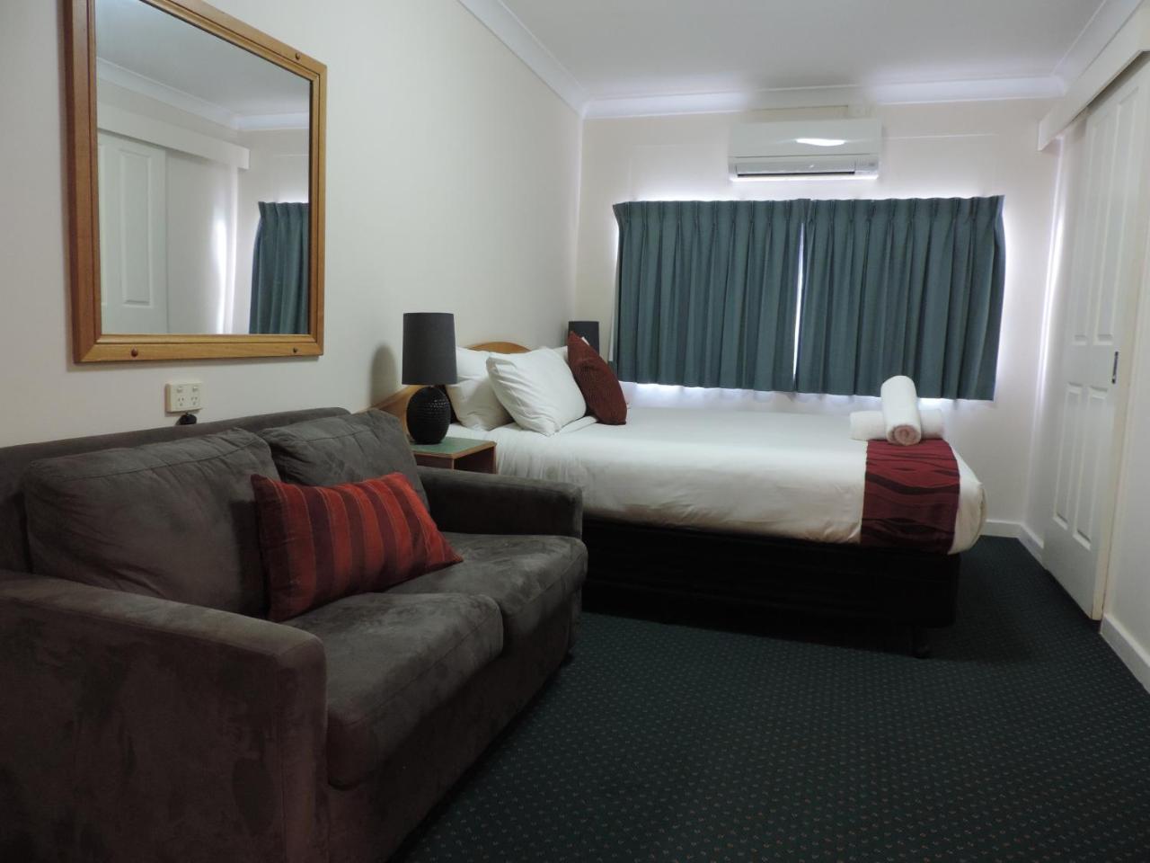 O'Shea'S Royal Hotel Goondiwindi Esterno foto