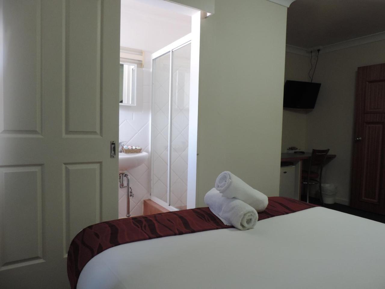 O'Shea'S Royal Hotel Goondiwindi Esterno foto