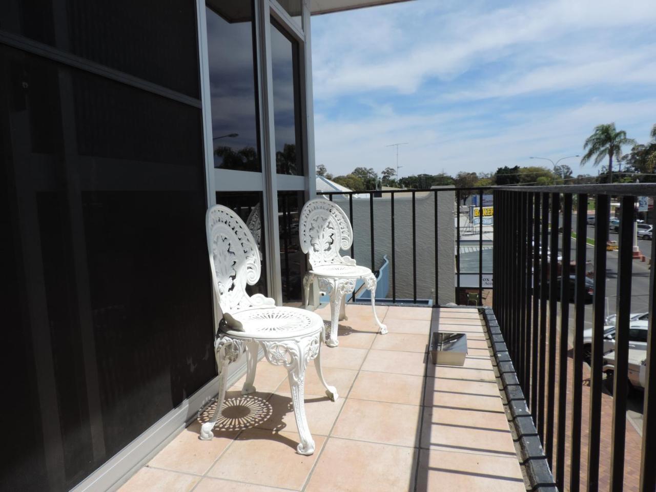 O'Shea'S Royal Hotel Goondiwindi Esterno foto