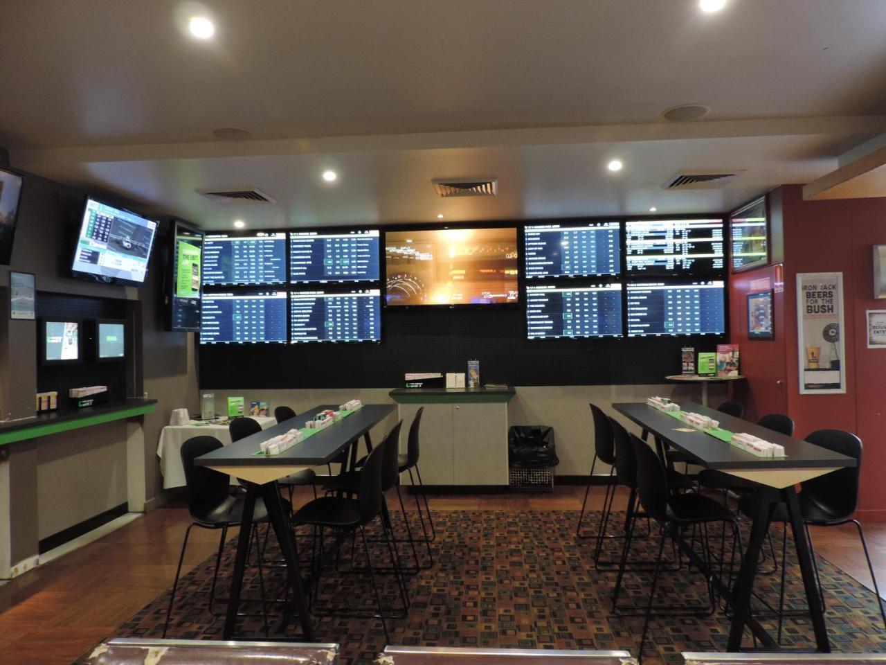 O'Shea'S Royal Hotel Goondiwindi Esterno foto